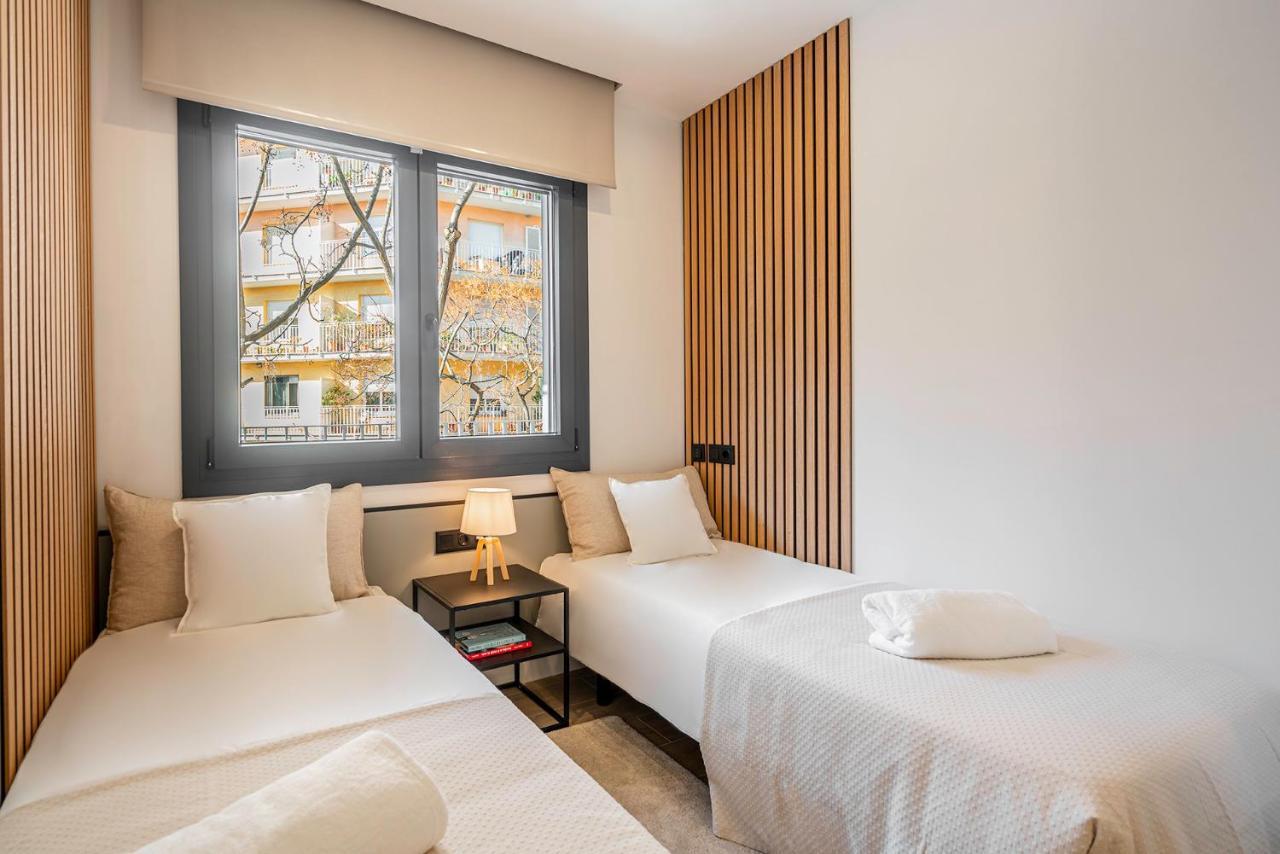 Apartsnoubcn Equador Les Corts Barcelona Exterior photo