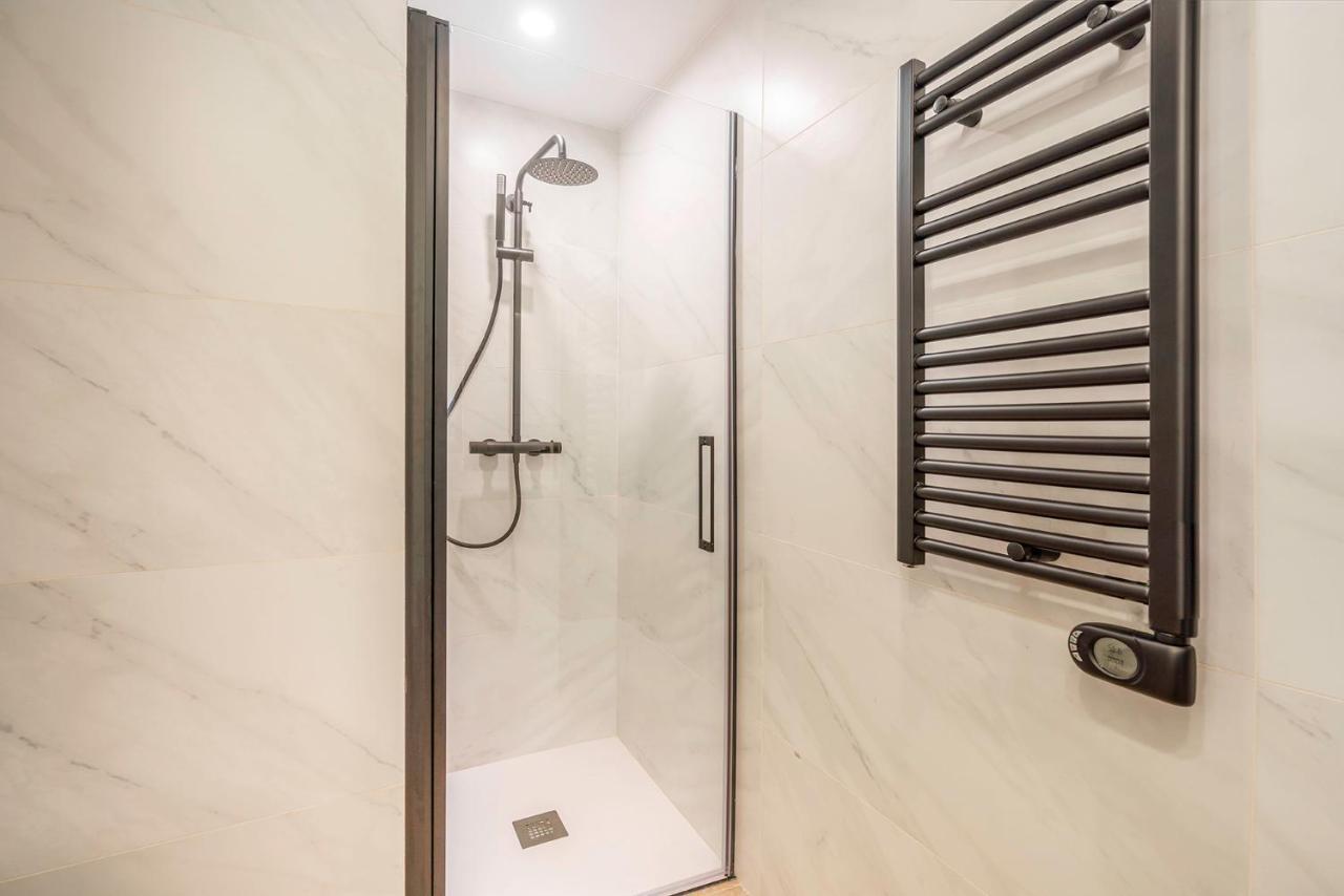 Apartsnoubcn Equador Les Corts Barcelona Exterior photo