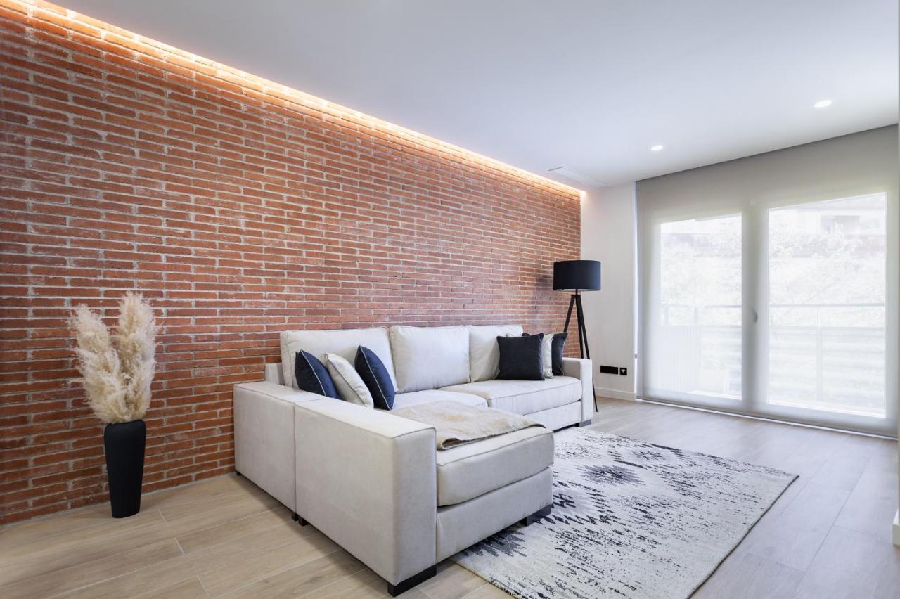Apartsnoubcn Equador Les Corts Barcelona Exterior photo